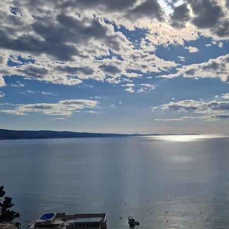Апартаменти Amazing Sea View Оміш Екстер'єр фото