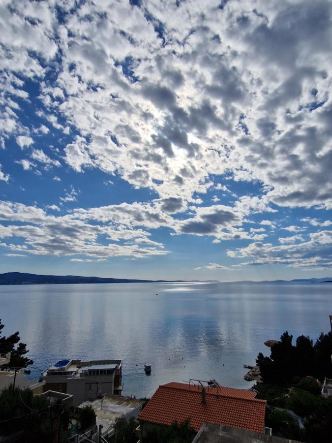 Апартаменти Amazing Sea View Оміш Екстер'єр фото