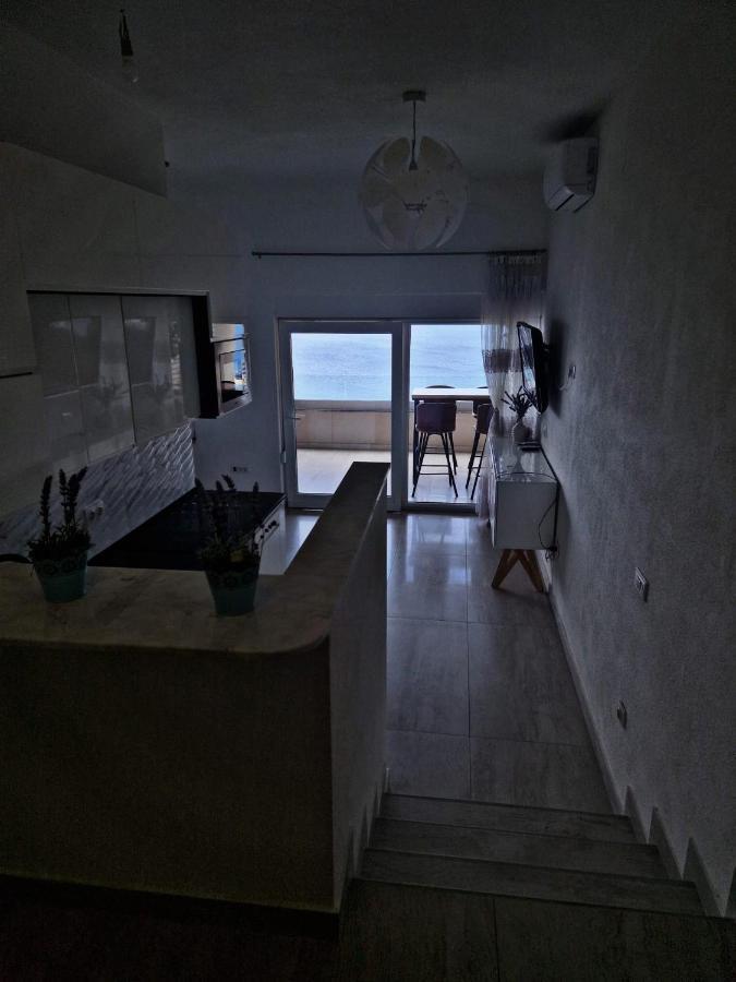 Апартаменти Amazing Sea View Оміш Екстер'єр фото